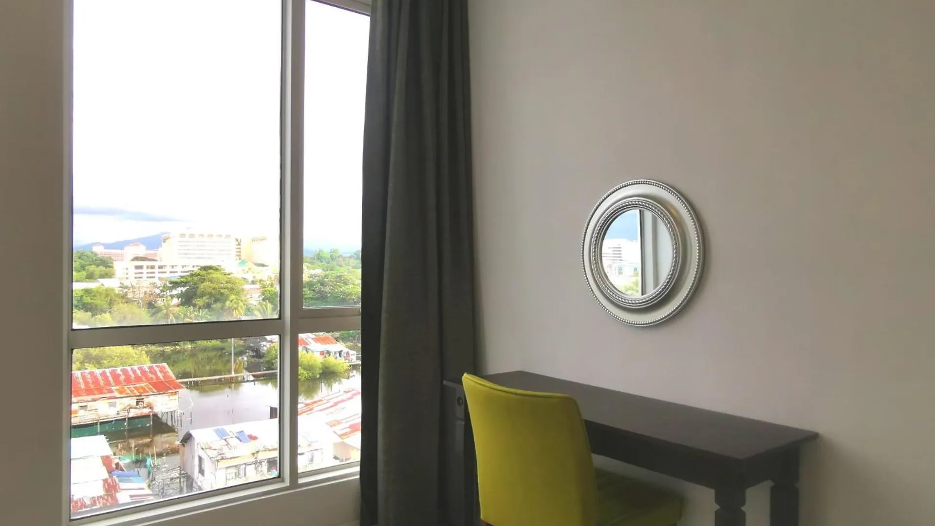 Lejlighed i Centralt Forretningsdistrikt på 68 m². Soveværelser: 2. Private badeværelser: 1. Kota Kinabalu Malaysia