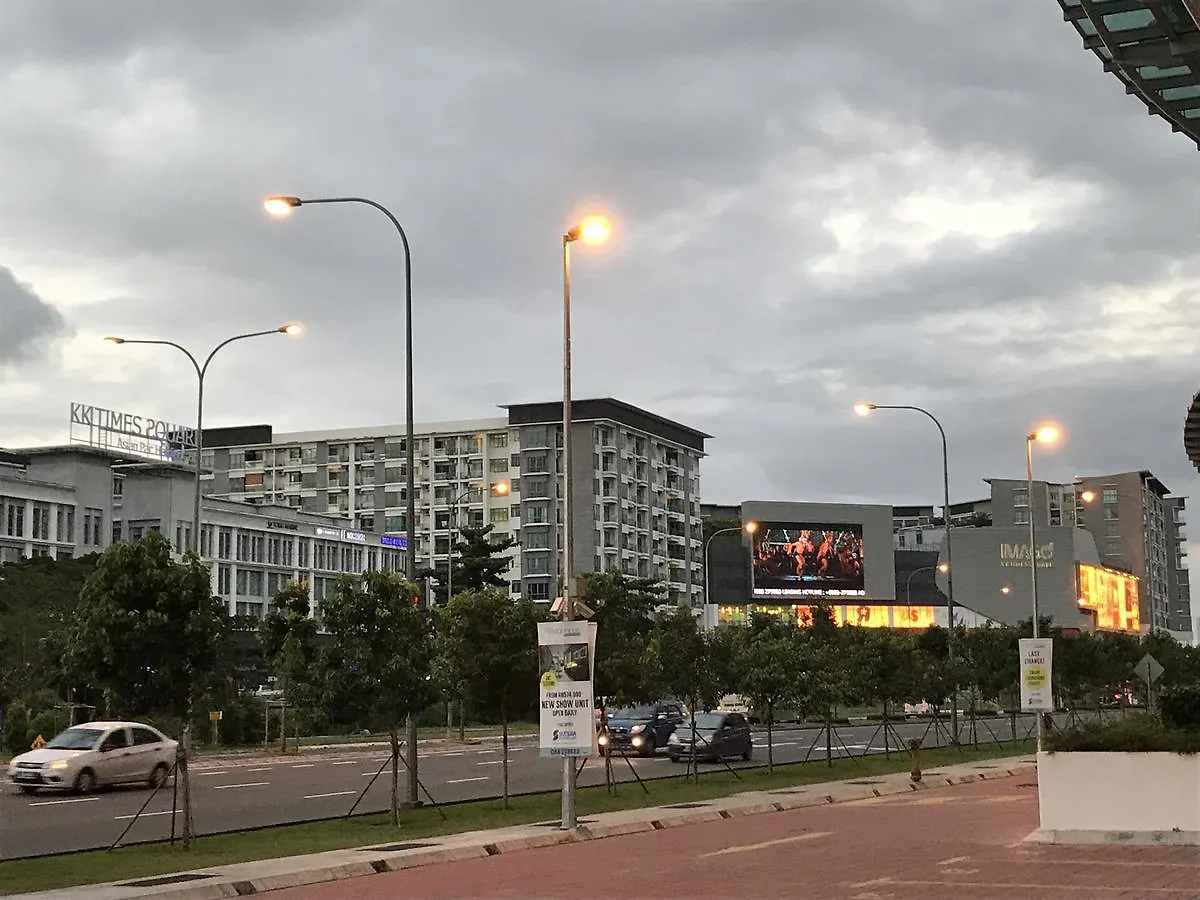 Lejlighed i Centralt Forretningsdistrikt på 68 m². Soveværelser: 2. Private badeværelser: 1. Kota Kinabalu